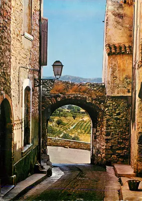 Le Portalet — Le Castellet (83) — Velhos Vilarejos da Provença, editor Combier