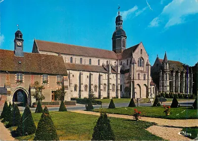 Abadia de Saint-Germer-de-Fly — Séculos XII e XIII — Comblier Impressor Mâcon