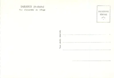 Sablières (Ardèche) — Ogólny widok wioski — Prawdziwa fotografia — Rewers