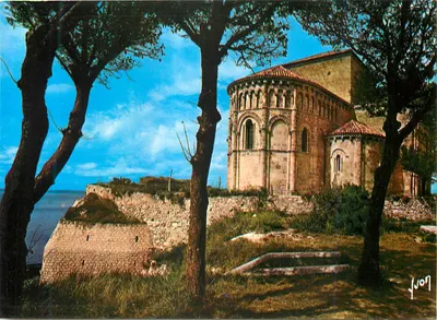 Igreja de Talmont — Século XII — Éditions d'art Yvon