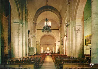 Interior da Igreja Nossa Senhora da Fim dos Terras — Soulaç (Girondes-33) — Artaud Frères, Nantes