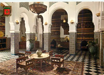 Interior de um palácio marroquino — Rabat — Edições FISA, Barcelona