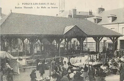 Forges-les-Eaux (S-Inf.) — Estação Termal — A Halle au beurre