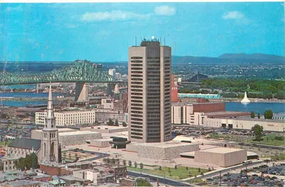 Vista de Montreal — Pont Jacques-Cartier, torre da Casa de Rádio-Canadá e igreja — editor Plastichrome