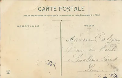 Toulouse - Faubourg St-Cyprien — vista aerea dei tetti e degli edifici, editore LEF — Verso
