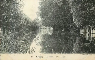 Bilhete postal antigo Brunoy Les Vallees Dans le Soir