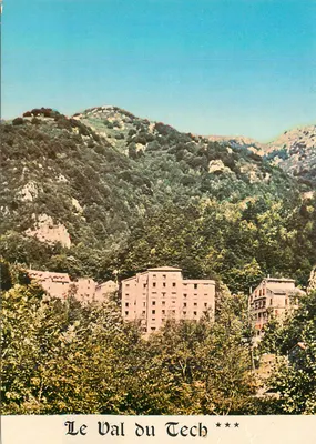 O vale do Tech — vista do vilarejo e das montanhas — Editor: Fototipia Vernazza
