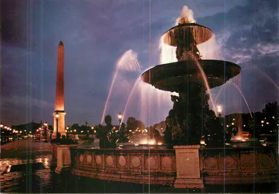 Place de la Concorde — Paris à noite — Éditions ABEILLE-CARTES