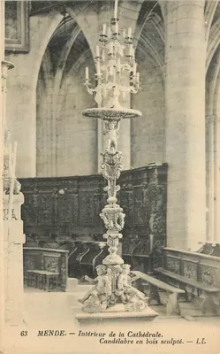 MENDE — Interior da Catedral — Candelabro de madeira esculpida — L.L. n°63