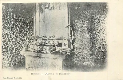 Marville — O Ossuário de Saint-Hilaire — Imp. Pierrot, Montmédy