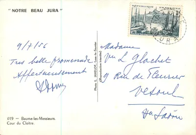 Baume-les-Messieurs — Hof van het Klooster — Foto L. Javelot, n°019 — Achterkant