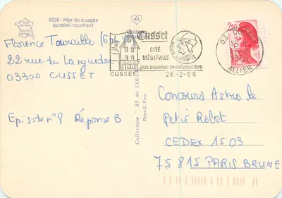 Morze chmur przy zachodzącym słońcu — Cusset — AS — Rewers