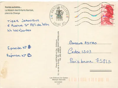 Nantes — A Casa dos Crianças de Nantes, praça do Change — Pierre Artaud e Cie, Editores — Verso