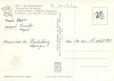 Igreja Abbatial Saint-Gildas de Rhuys — vista interior, exterior e pátio — Edições Y. R. Caoudal — Verso