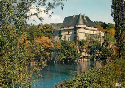 Château de Losse — Vallée de la Vézère — Éditeur IRIS