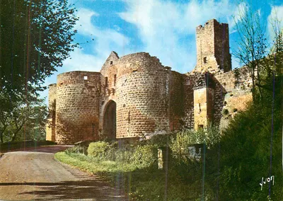 A Porta das Torres — Dommé (Dordogne) — Edições de Arte Yvon
