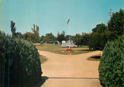 Le Lude (Sarthe) — Terreno de acampamento — Éditions JIPE