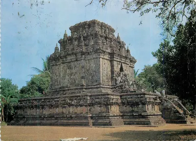 Templo de Mendut — Século 12 — editor desconhecido, n° 109