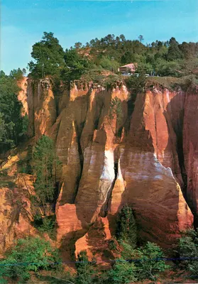 Falésia de Sainte-Anne — Cals de Pierlas — Edição Y.P.A. ROUSSILLON