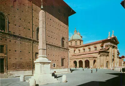 Urbino — Piazza Rinascimento — Plurigraf Terni n°113