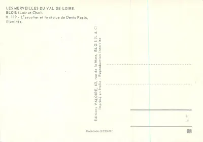 BLOIS - Le scale e la statua di Denis Papin, illuminate — Edizioni VALOIRE, H. 119 — Verso