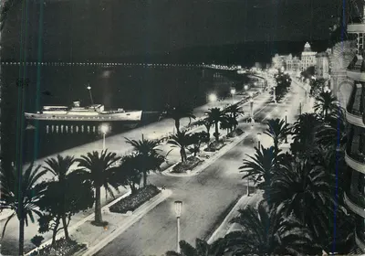 Bilhete postal moderno Visita noturna à Nice Barco no mar