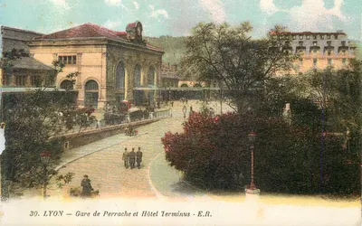 LYON — Estação de Perrache e Hotel Terminus - E.R.