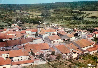 Crévic (M.-ct-M.) — Vista general aérea — Combiert Impresor Mâcon