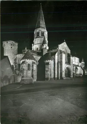 Catedral de São Pedro — (séculos XII-XIII) — C.P. Zodíaque, n°87-Parisisse-Limoges