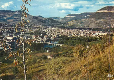 Millau (Aveyron) — Vista Geral e o Ponte sobre o Tarn — Edições Modernas « Théoïac »