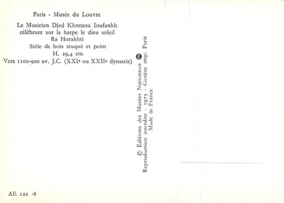 Músico Djed Khonsou celebrando Ra Horakhti — Estela de madeira estucada e pintada — Edições dos Museus Nacionais — Verso