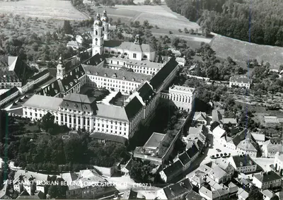 Stift Sankt Florian bei Linz — vista aérea — NAKEL LINZ