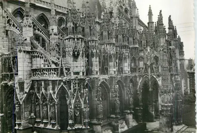 Louviers (Eure) — Igreja de Nossa Senhora — Detalhes da fachada — Combier Imp. Macon