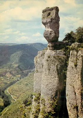 Gorges da Jonte e do Tarn — O Vaso de Sèvres — Éditions du Castelet