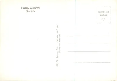 Interior ricamente decorado — Hotel Lauzun — Bulloz, Paris — Verso