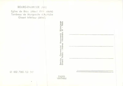 Túmulo de Margarida da Áustria — detalhe do gisante inferior — Service Commercial Palais Historiques III, Paris — Verso