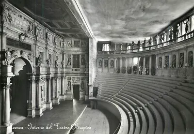 Vicenza - Interno del Teatro Olimpico — editor desconhecido, número de série não visível