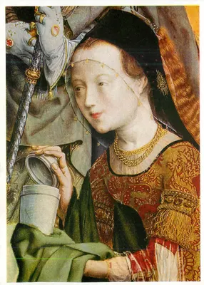 Jovem mulher com vestido bordado — detalhe de uma pintura — editor desconhecido