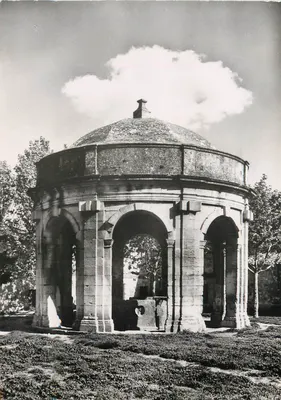 Templo da Glória — Paris — editor não visível