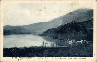 Aiguebelette (Savoie) — O lago e o porto vistos do hotel Bellevue — Grimald, Chambéry