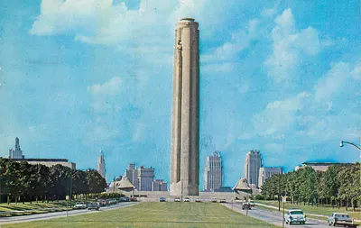 Monumento aos Mortos de Chicago — vista panorâmica — editor não visível