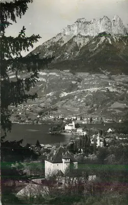 Castelo de Chillon — lago Léman — vista panorâmica — editor não visível