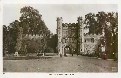 Entrada da Abadia de Battle — vista histórica — editor desconhecido, n° 31