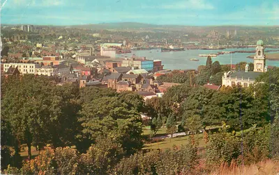 Vista panorâmica de Liverpool — porto e cidade — editor não visível