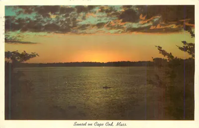 Pôr do sol em Cape Cod, Mass. — vista panorâmica — editor e número de série ilegíveis