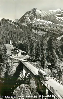 Schröcken i. Bregenzerwald — vista do ponte sobre o Mohnenfluh a 2644 m — editor não visível