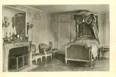 Quarto luxuoso — interior ricamente decorado — editor não identificado