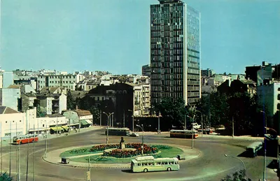 Praça da República — vista panorâmica com o arranha-céu da praça — editor não visível