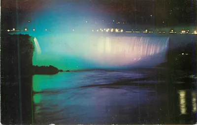 Cascata do Niagara — vista noturna iluminada — editor não visível