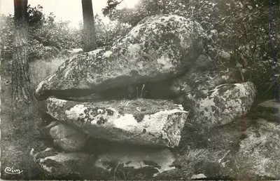 Dolmen — sito megalitico — Cim